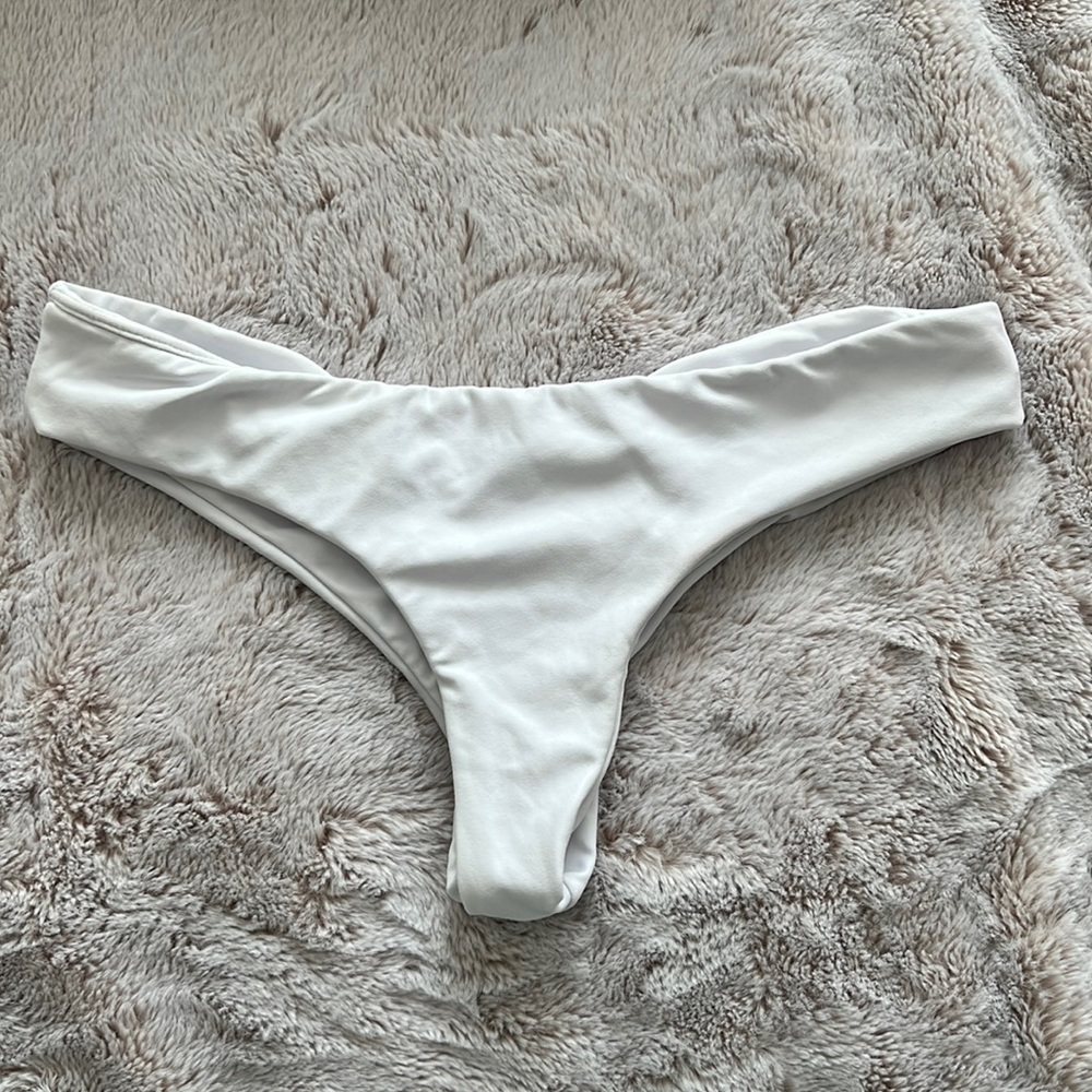Midori Bikini white Brayden bottoms
